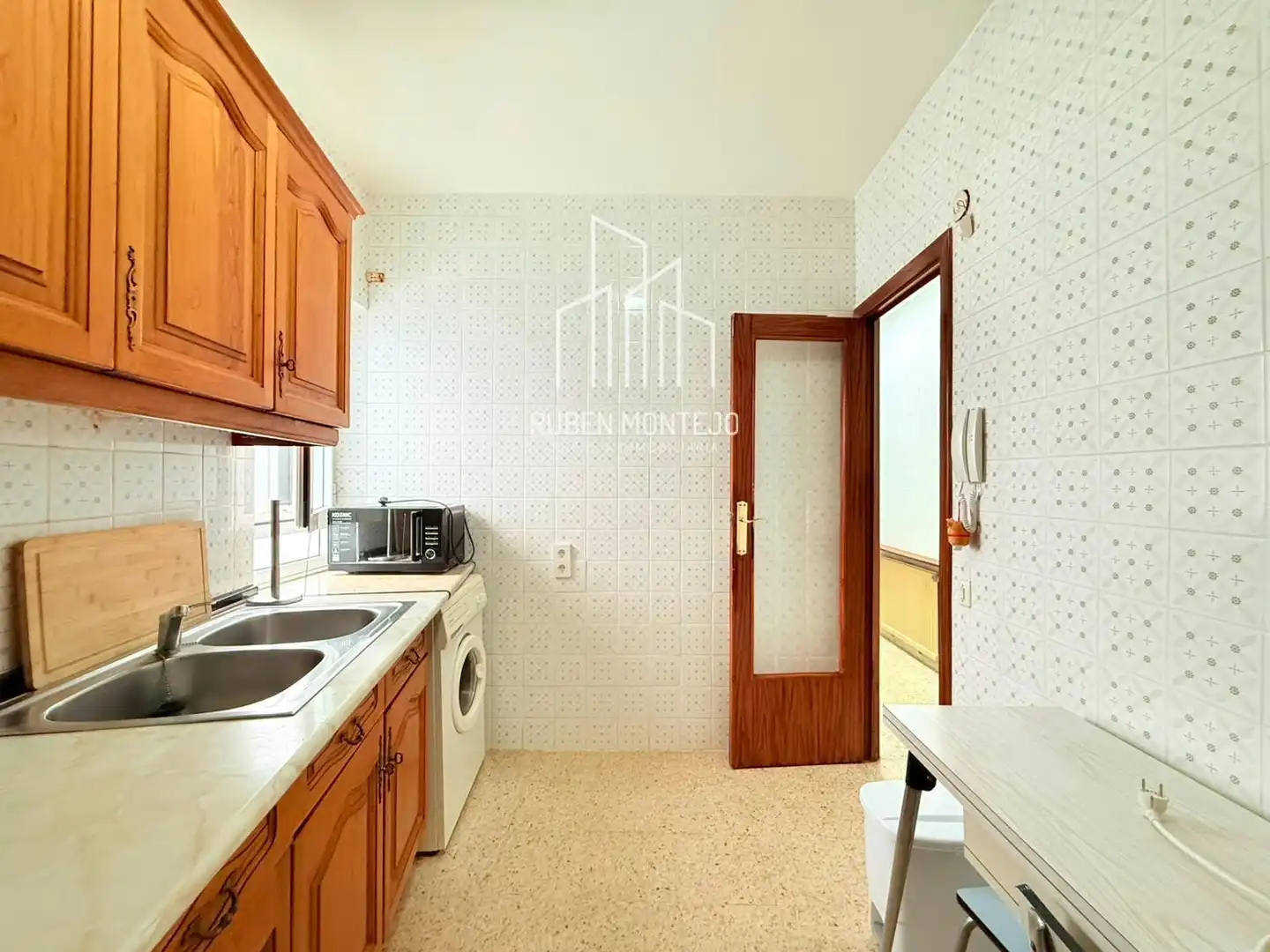 Cocina de Piso de alquiler en Salamanca con Calefacción, Terraza y Amueblado