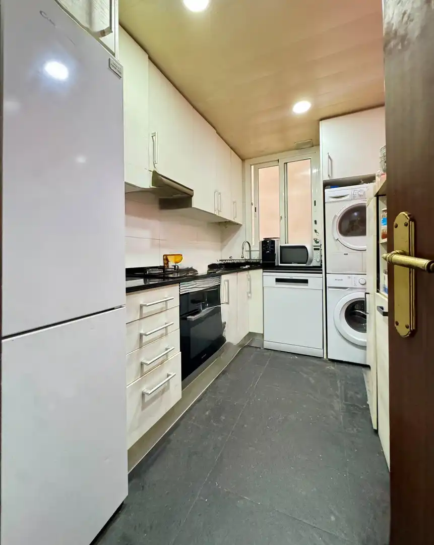 Piso en venta en Carrer PINTOR CASAS, Vilapicina i la Torre Llobeta