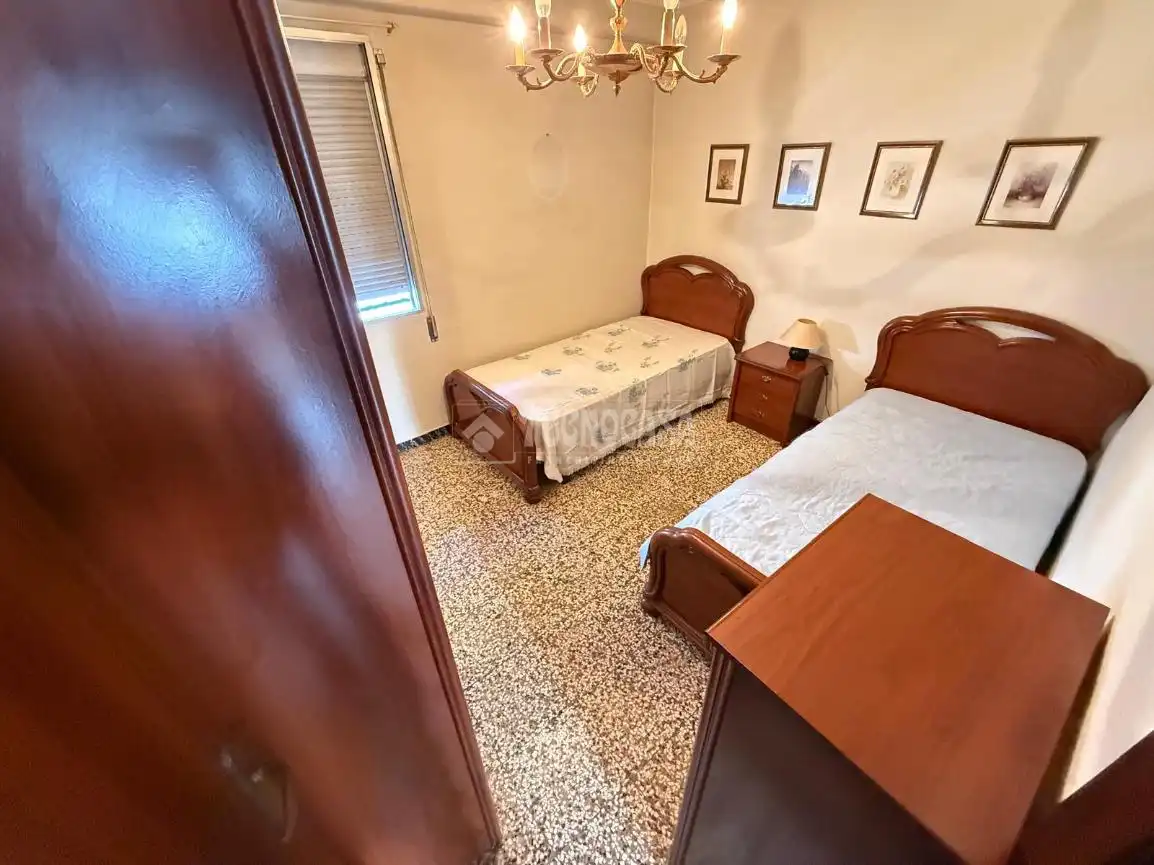 Bedroom of Flat for sale in Zaragoza