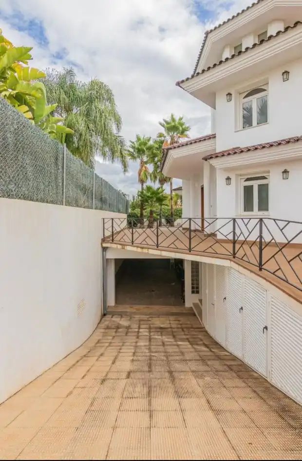 Vista exterior de Apartamento en venta en Pueblo - Urbanizaciones