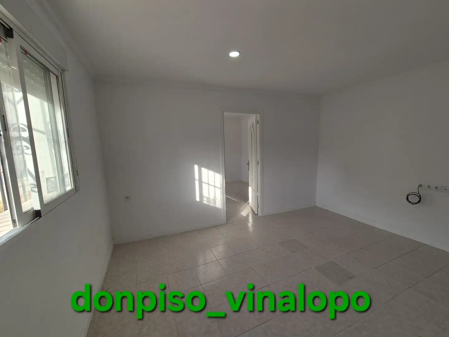 Habitación de Casa adosada en venta en Petrer