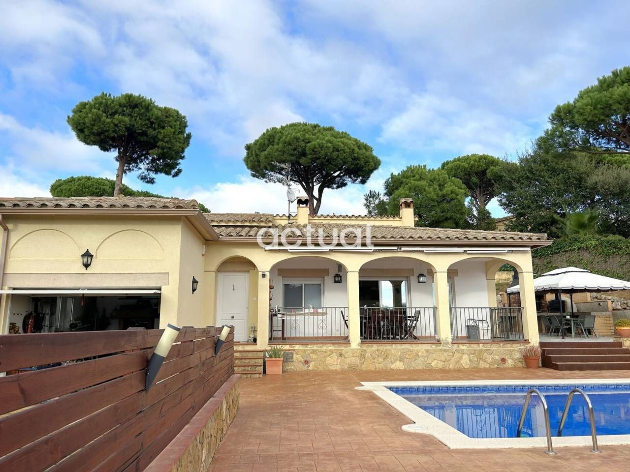 Exterior view of House or chalet for sale in Calonge i Sant Antoni  with Air Conditioner, Heating and Private garden