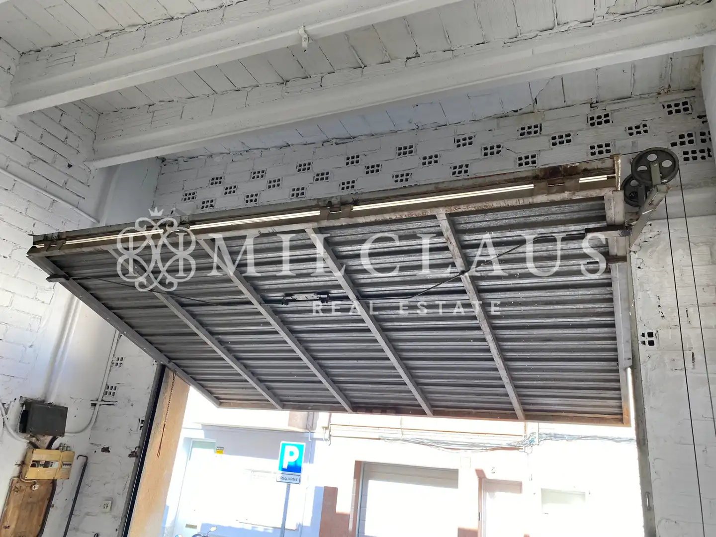 Parkplatz von Garage zum Verkauf in Terrassa