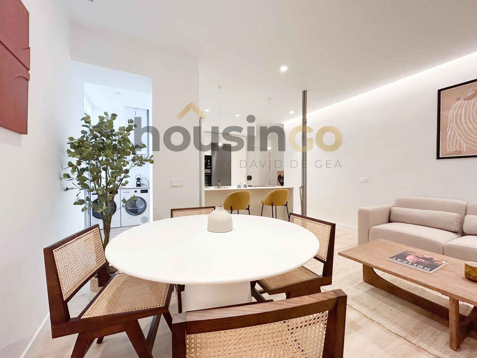 Living room of Flat for sale in  Madrid Capital  with Air Conditioner, Heating and Terrace