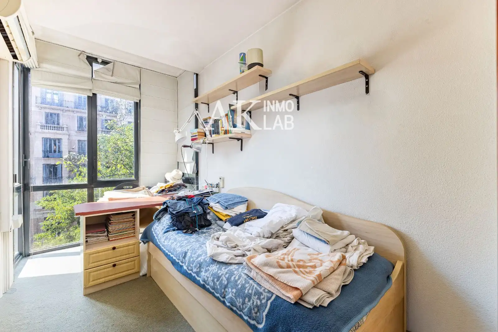 Bedroom of Flat for sale in Barcelona  with Air Conditioner, Heating and Terrace