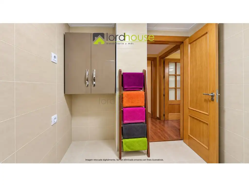 Baño de Apartamento en venta en Lorca