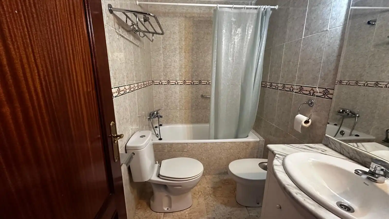 Bathroom of Flat for rent in Roquetes  with Heating, Terrace and Furnished