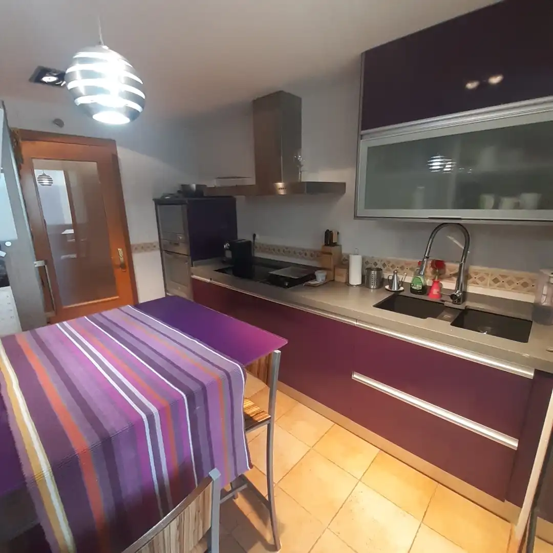 Küche von Wohnung zur Miete in Santander