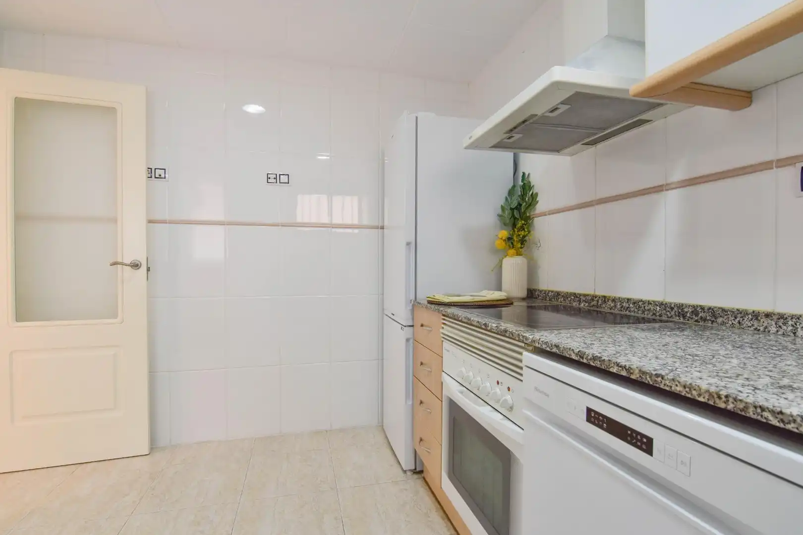 Cocina de Piso de alquiler en Puçol con Aire acondicionado, Jardín privado y Terraza