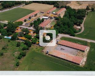 Exterior view of Building for sale in Bescanó