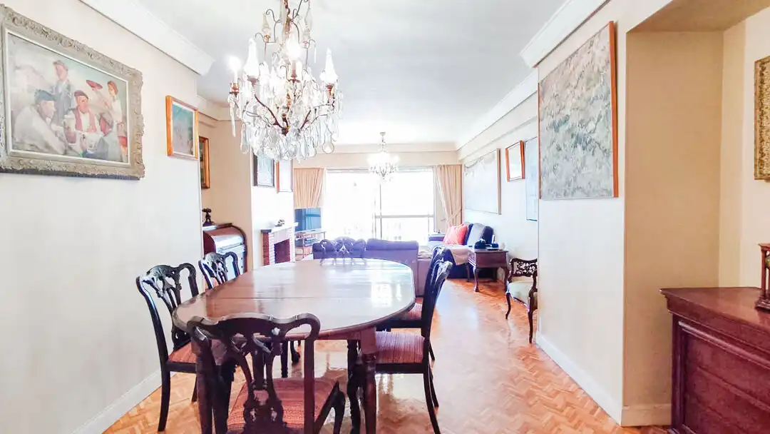 Comedor de Piso en venta en Donostia - San Sebastián  con Calefacción, Balcón y Alarma