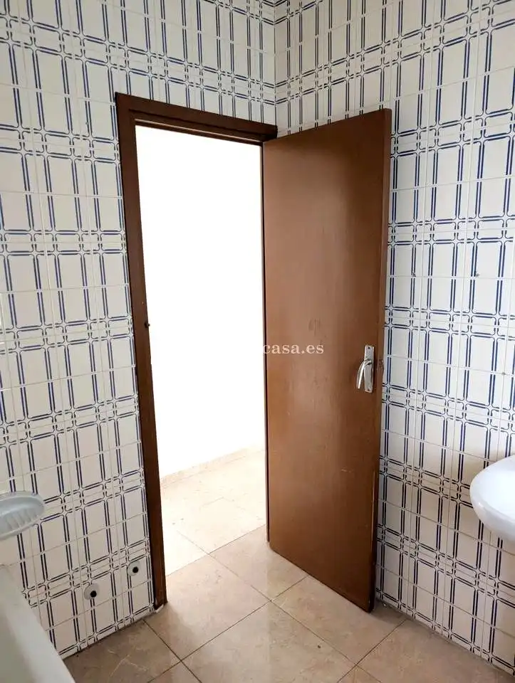 Habitación de Piso en venta en Jaén con Balcón