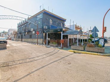 Casa amb balcó en venda a Calle Calle Santa Cruz