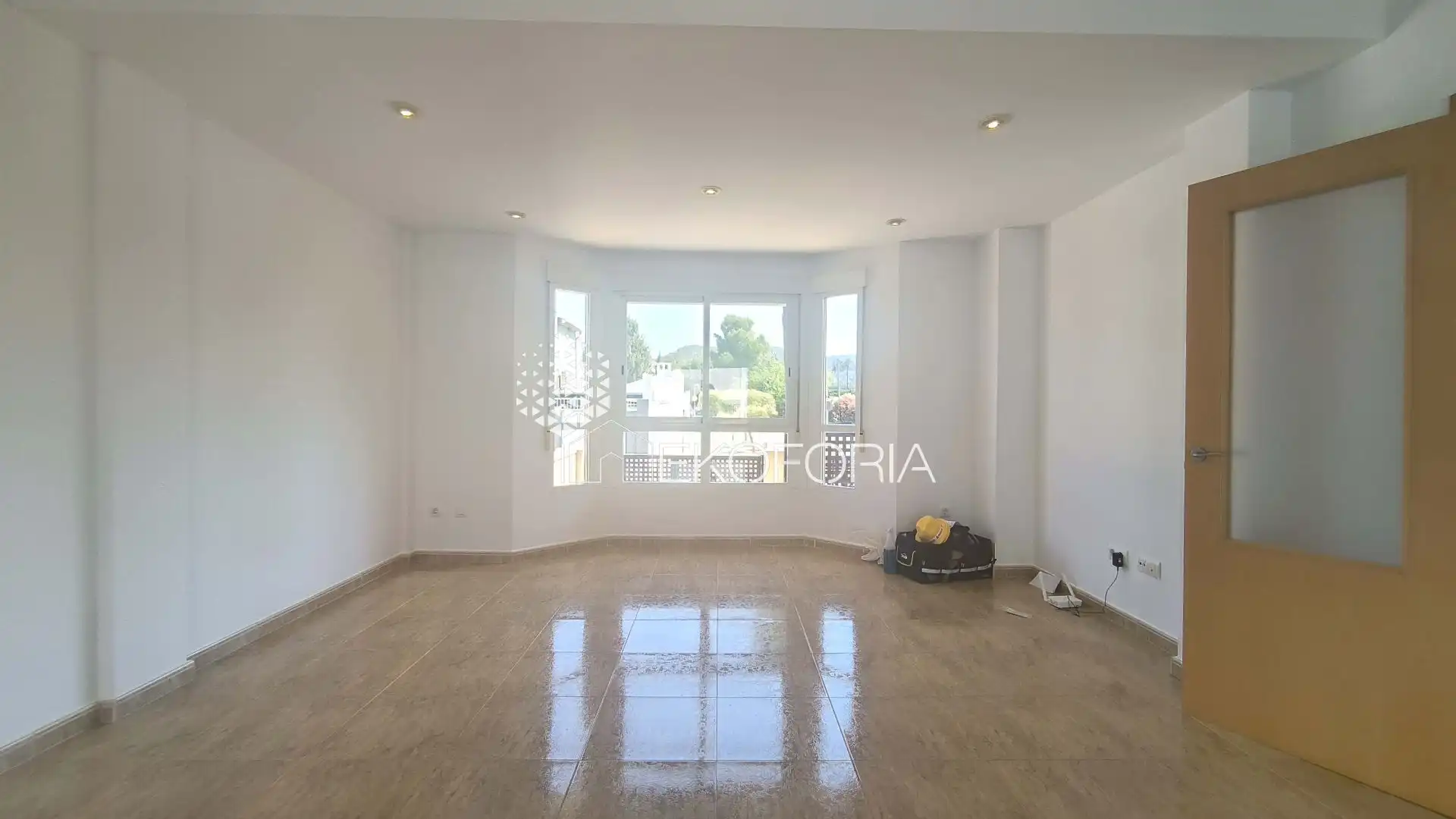 Sala de estar de Casa adosada en venta en Beneixida con Aire acondicionado, Calefacción y Jardín privado