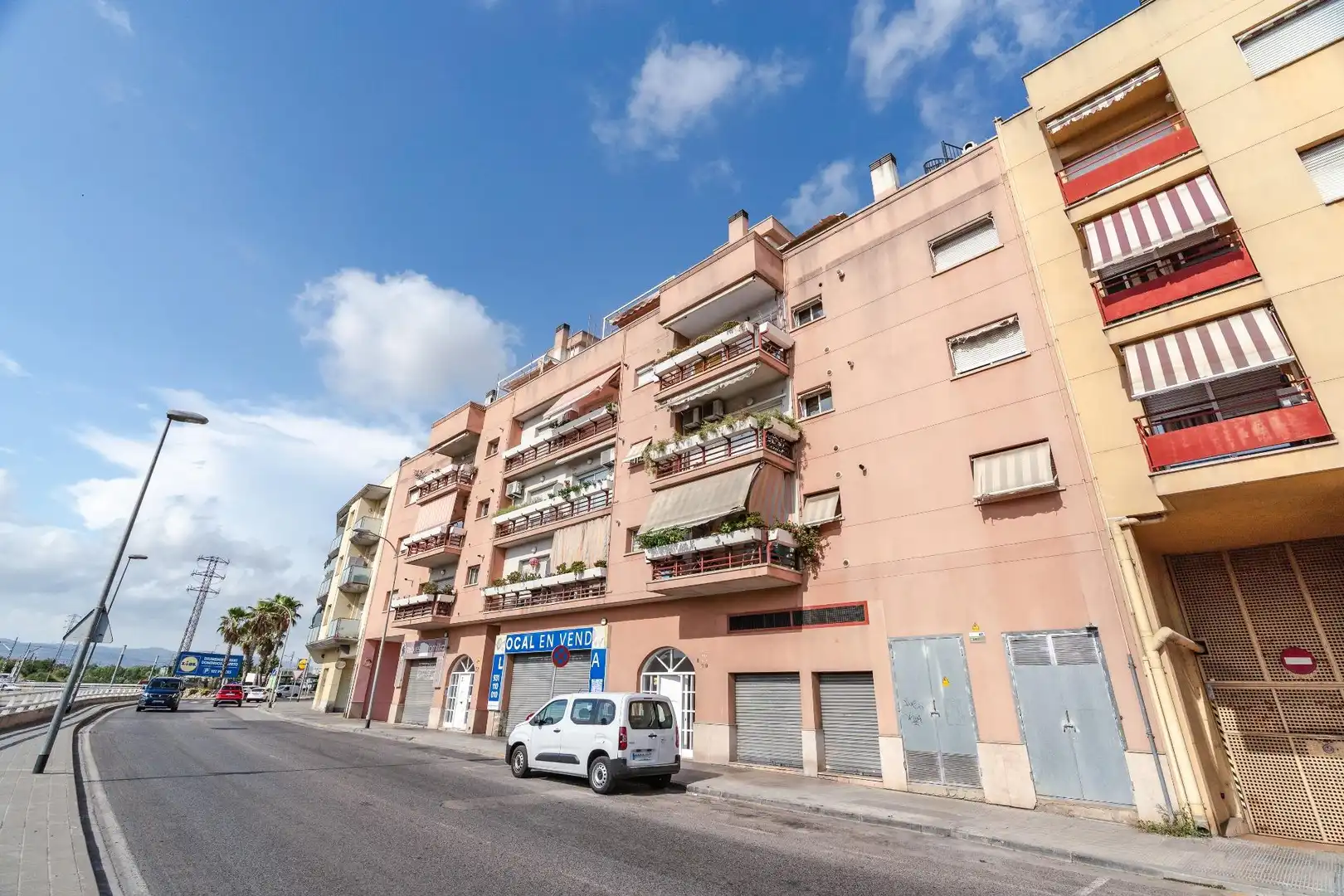 Außenansicht von Dachboden zum Verkauf in El Vendrell mit Heizung, Parkett und Terrasse