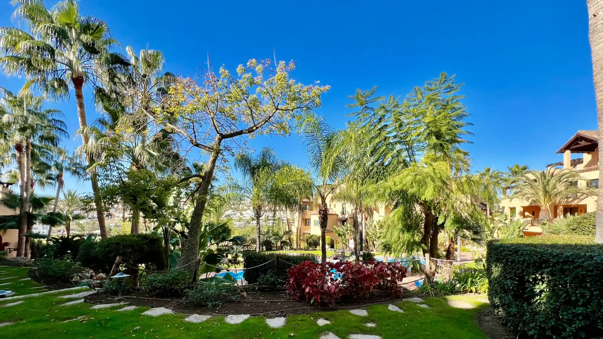 Apartament amb piscina en venda a Estepona Pueblo, imagen 24