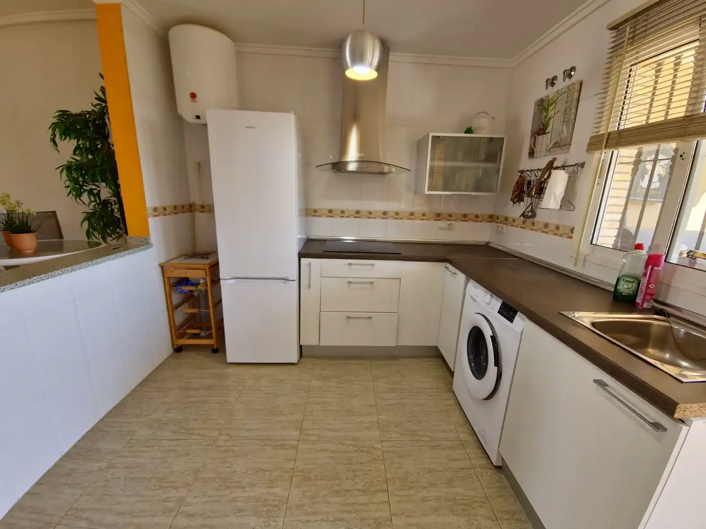 Küche von Erdgeschoss zur Miete in Orihuela mit Privatgarten, Schwimmbad und Möbliert