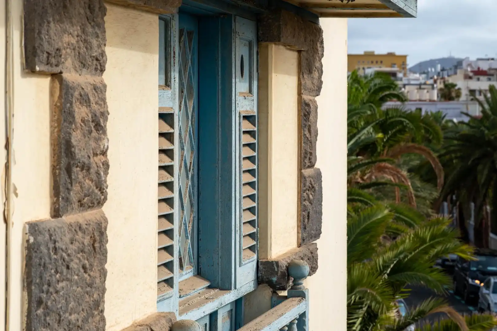 Vista exterior de Casa o xalet en venda en Las Palmas de Gran Canaria amb Terrassa, Piscina i Balcó