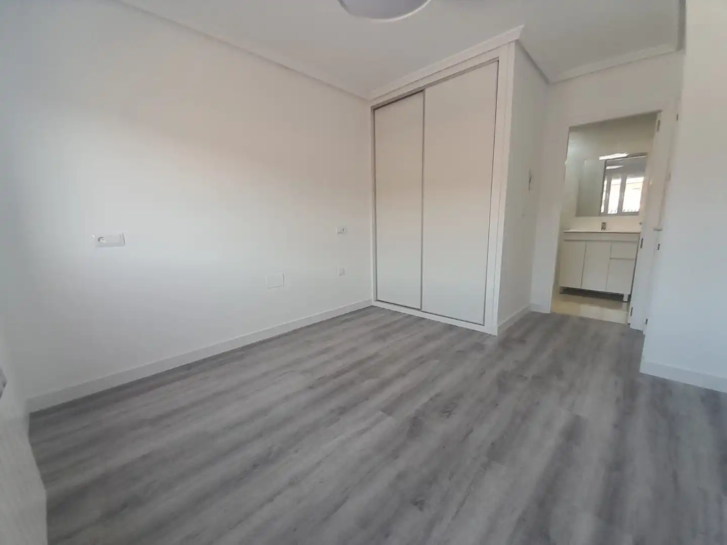 Dormitori de Casa o xalet en venda en Puertollano amb Calefacció, Terrassa i Traster