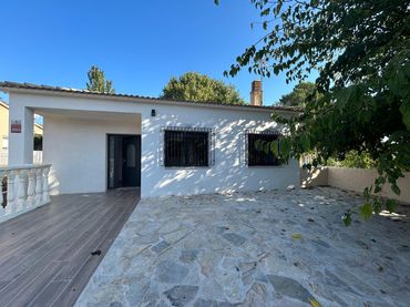 Villa con giardino in vendita a Piera