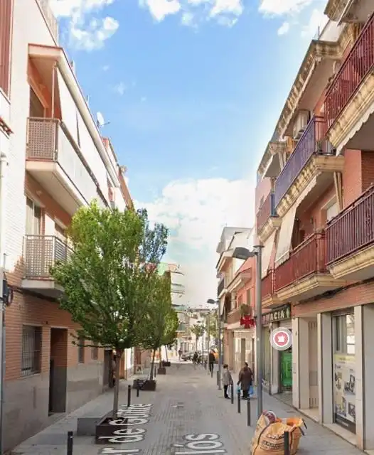 Pis amb terrassa en venda a GUIFRE EL PELOS