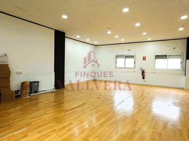 Locale commerciale in vendita a Valls