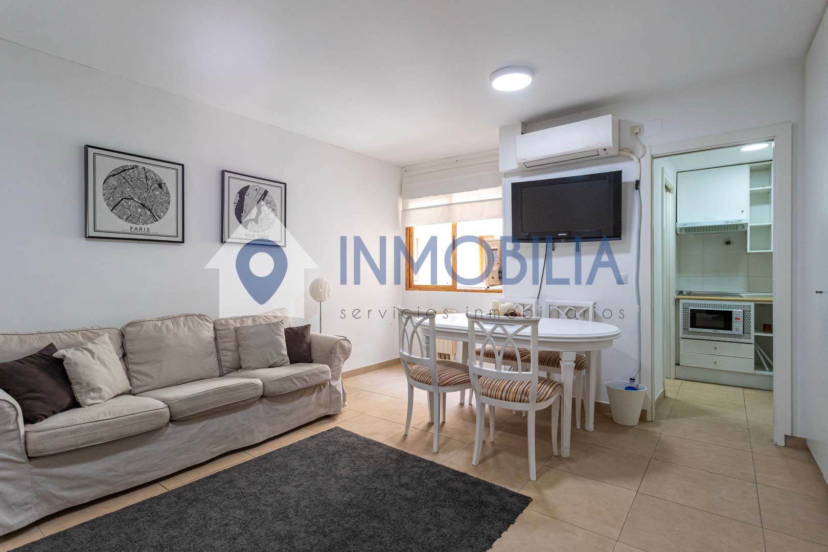 Living room of Study for sale in  Madrid Capital  with Air Conditioner and Heating