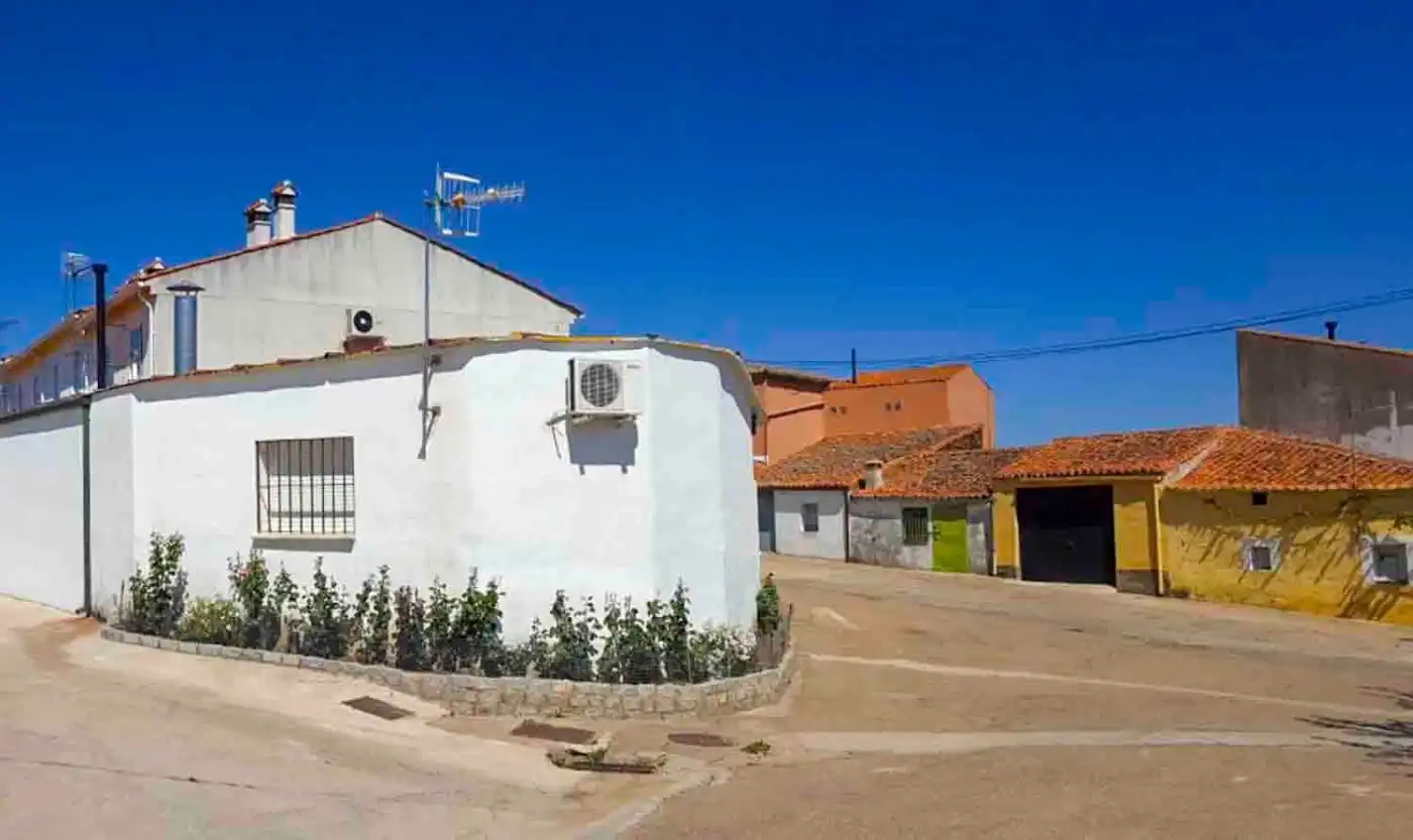 Vista exterior de Casa o xalet en venda en Aldeacentenera amb Aire condicionat