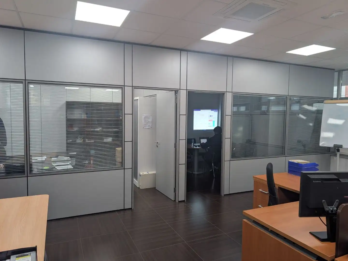 Oficina de alquiler en Burgos con Aire acondicionado, Calefacción y Amueblado