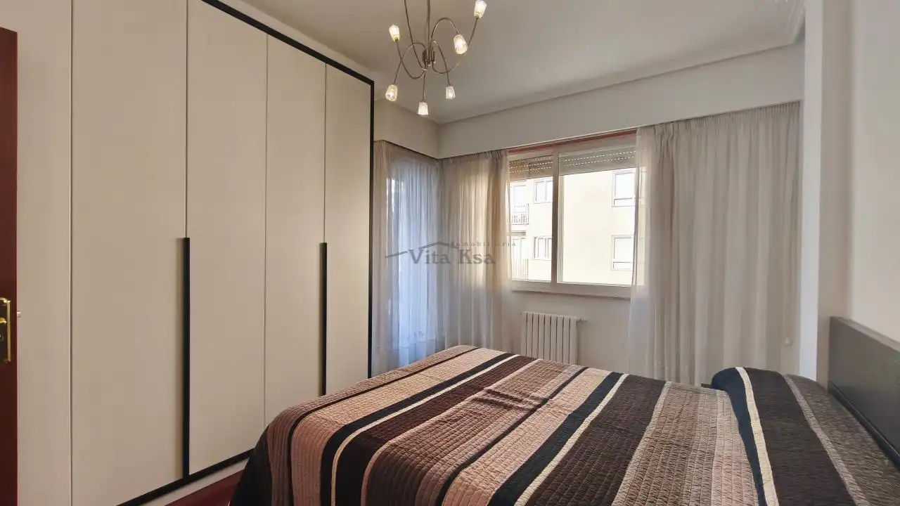 Bedroom of Flat for rent in Ourense Capital   with Heating, Parquet flooring and Storage room