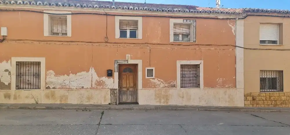 Vista exterior de Casa o xalet en venda en Remolinos