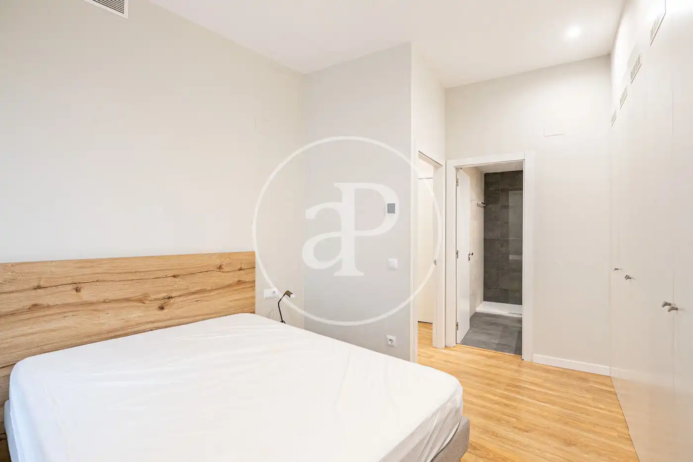 Piso con terraza en alquiler en Carrer de la Palla, imagen 22