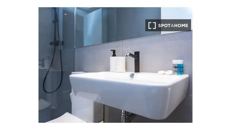 Flat with terrace to rent in Ciutat Vella, imagen 18