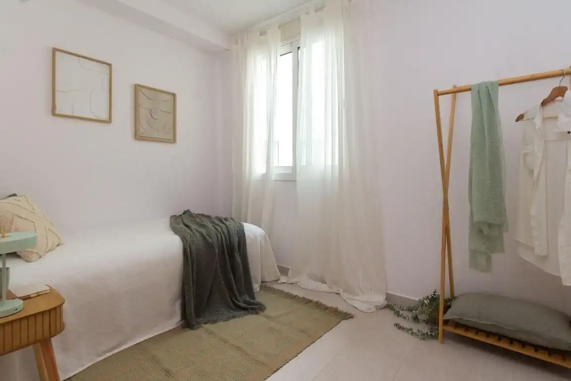 Habitación de Dúplex en venta en Eixample Residencial