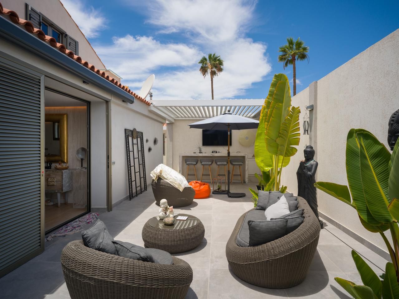 Terrace of House or chalet for sale in San Bartolomé de Tirajana  with Air Conditioner, Terrace and Furnished