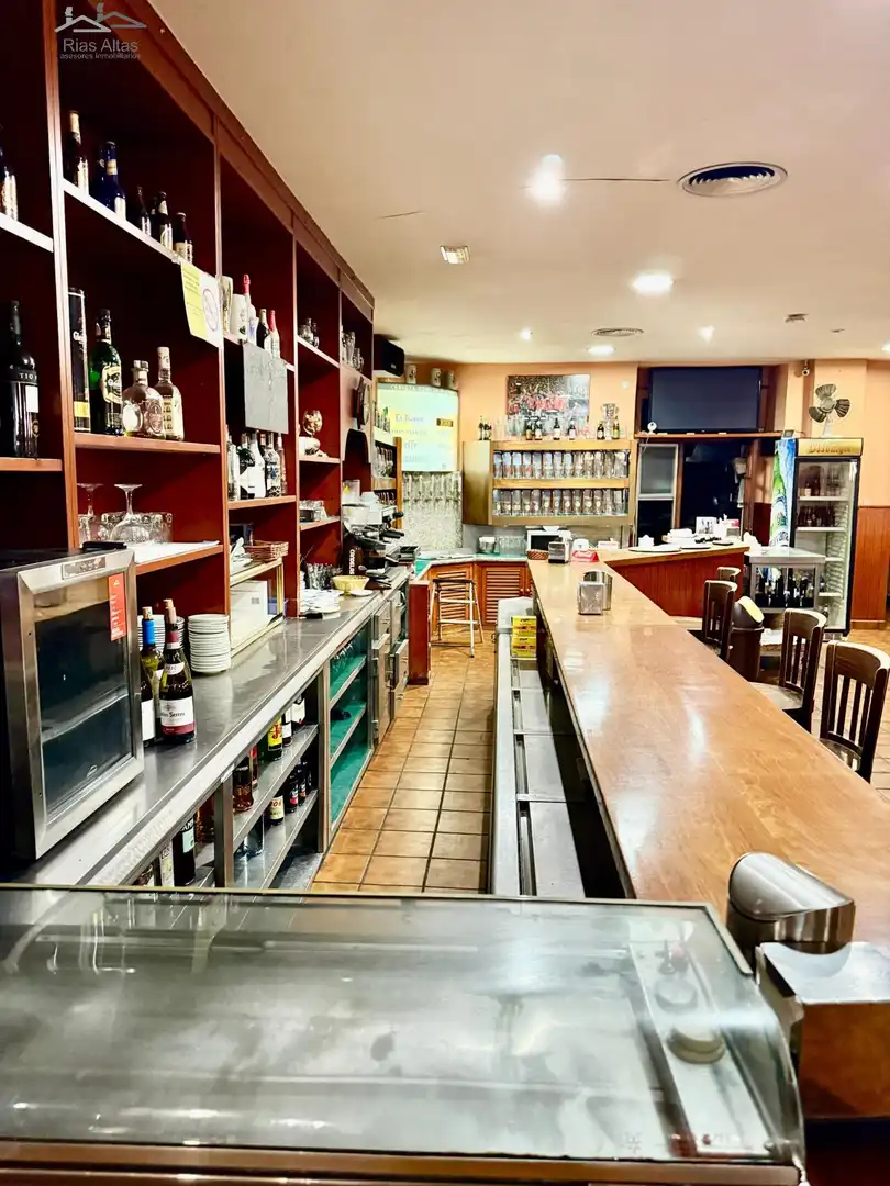 Local comercial en alquiler en Plaza PONTEVEDRA