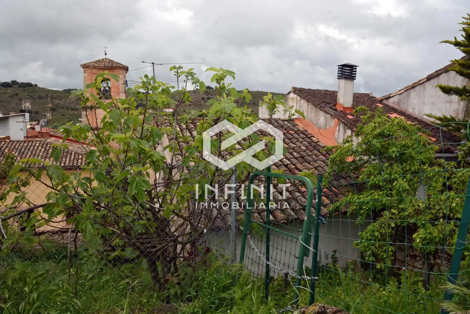 Houses for sale in Peñalver  with Private garden and Balcony