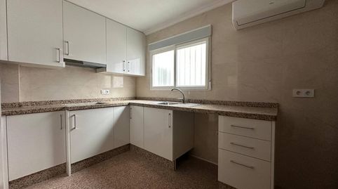 Foto 3 de Piso en venta en Crevillent, Alicante
