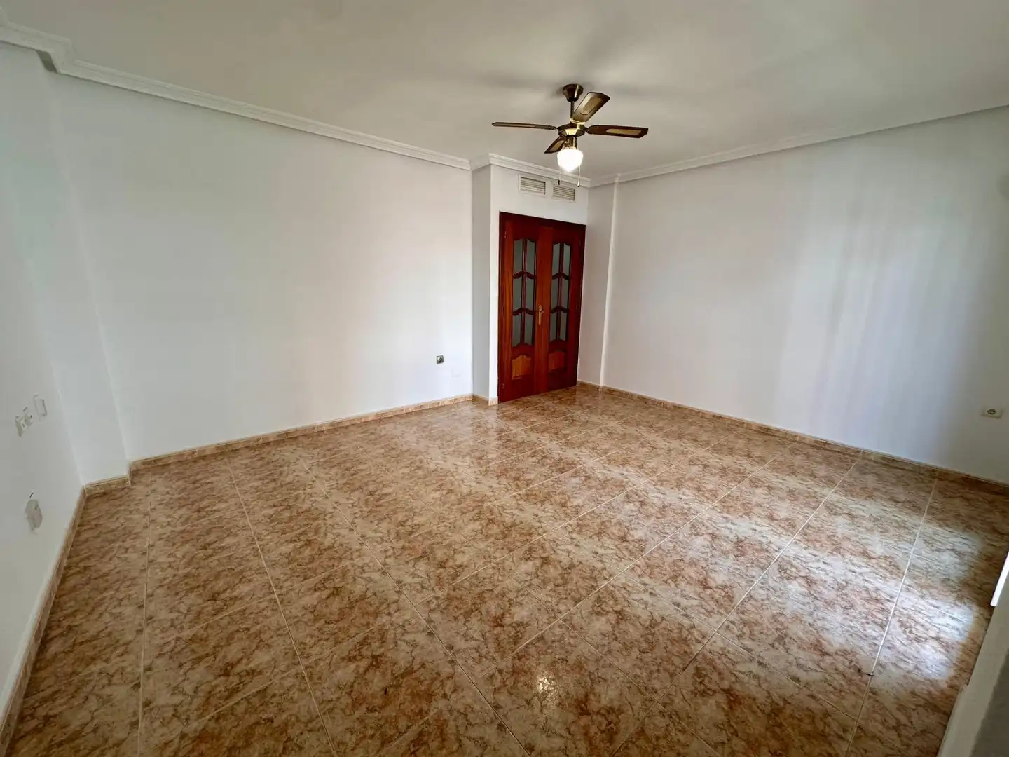 Apartamento en venta en Torrevieja con Aire acondicionado, Jardín privado y Amueblado