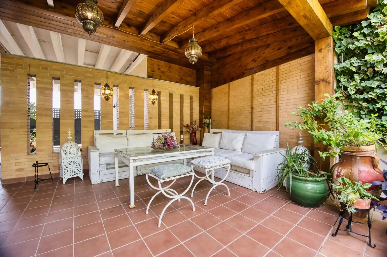 Terrassa de Casa adosada en venda en Espartinas amb Aire condicionat, Calefacció i Jardí privat