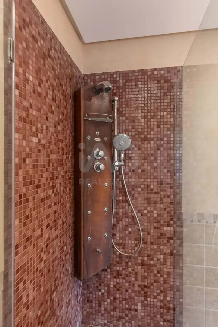 Bathroom of Houses for rent in Madrid