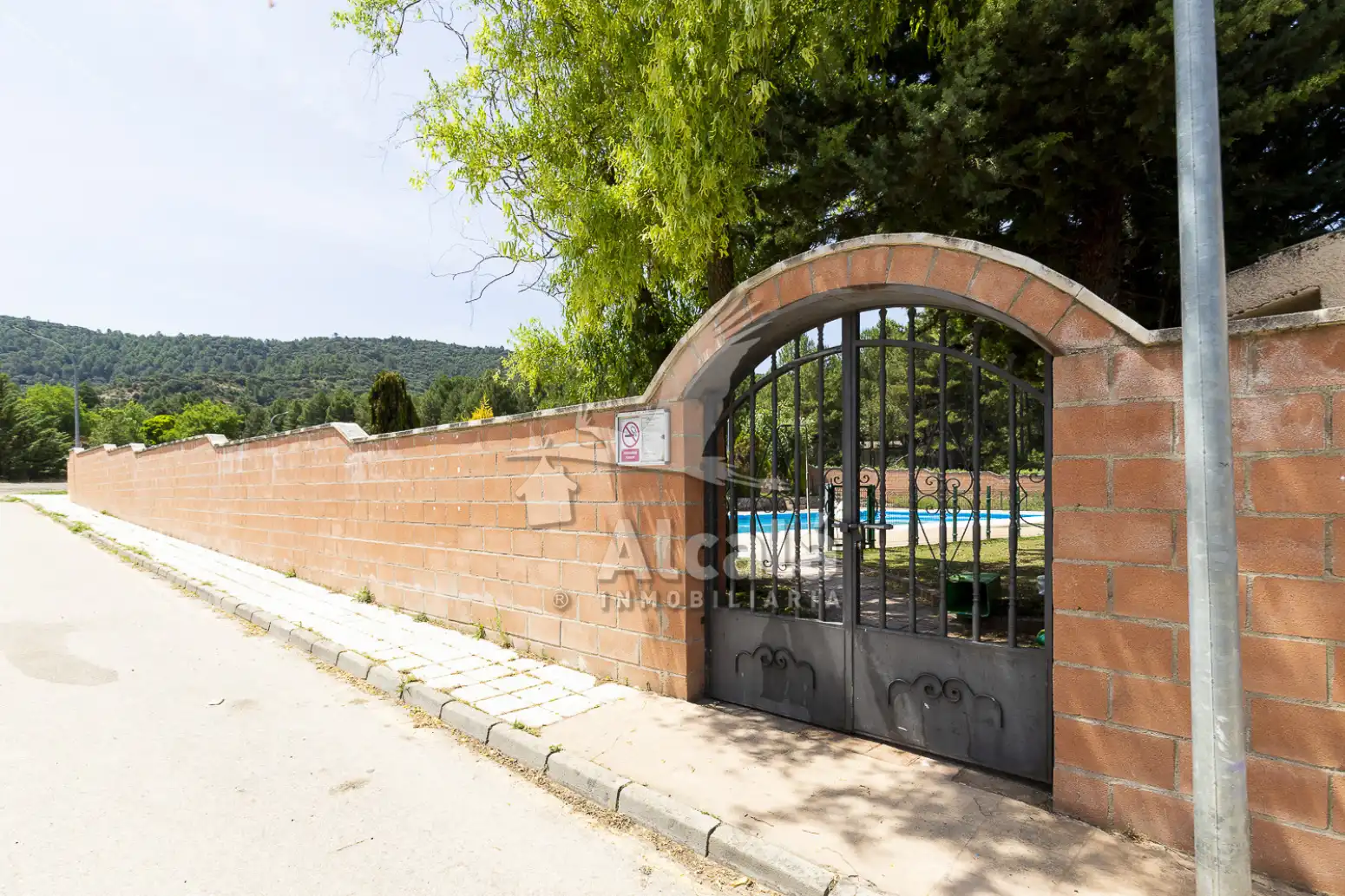 Swimming pool of Residential for sale in Trillo