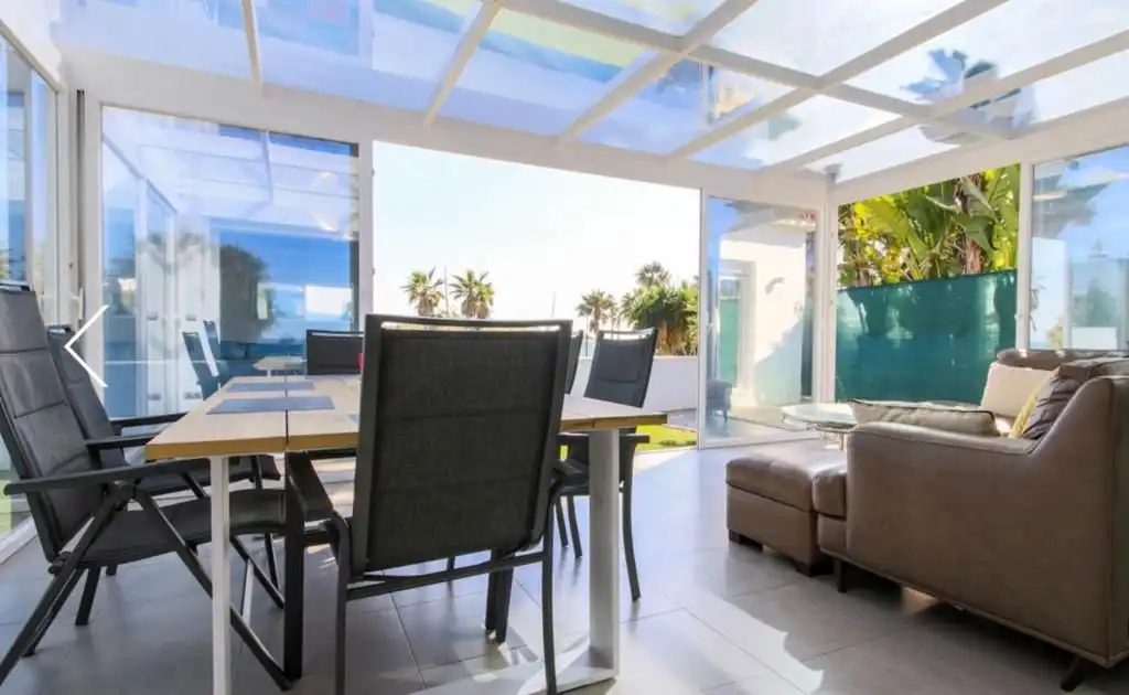 Terraza de Casa o chalet de alquiler en Estepona con Aire acondicionado, Jardín privado y Piscina