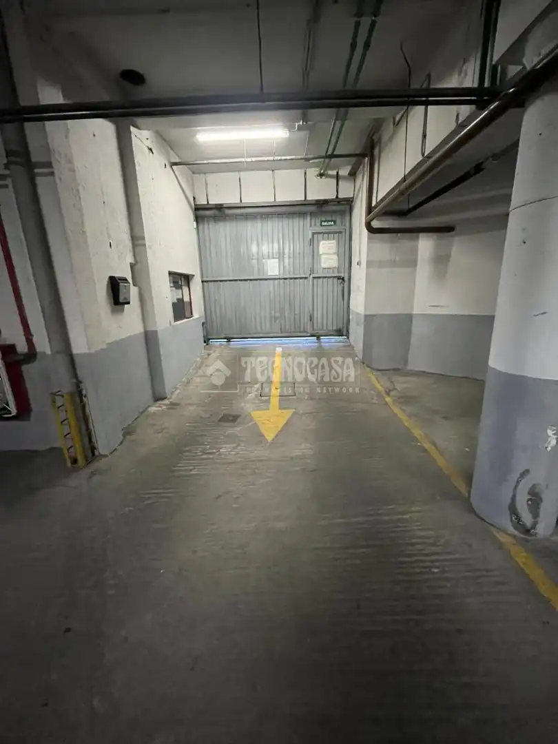 Parkplatz von Garage zum Verkauf in Madrid