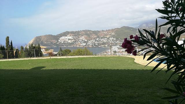 Casa-chalet en Alquiler en Punta La Mona