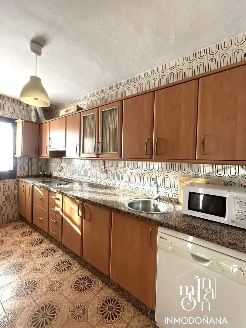 Cocina de Casa adosada en venta en Almonte con Jardín privado, Terraza y Trastero