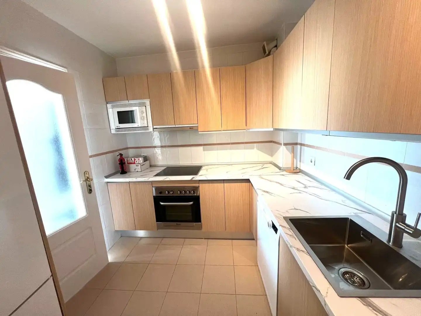 Cuina de Apartament en venda en Mijas amb Aire condicionat, Terrassa i Piscina