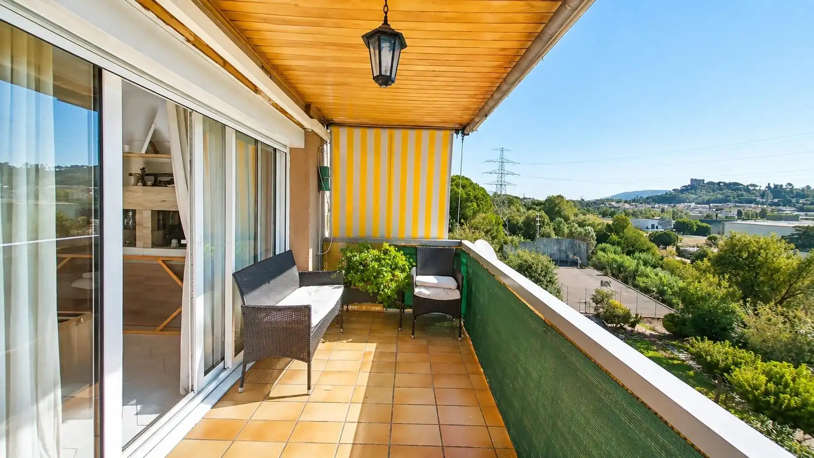 Terrassa de Pis en venda en La Roca del Vallès amb Aire condicionat, Calefacció i Jardí privat