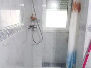 Bathroom of Flat for rent in Este
