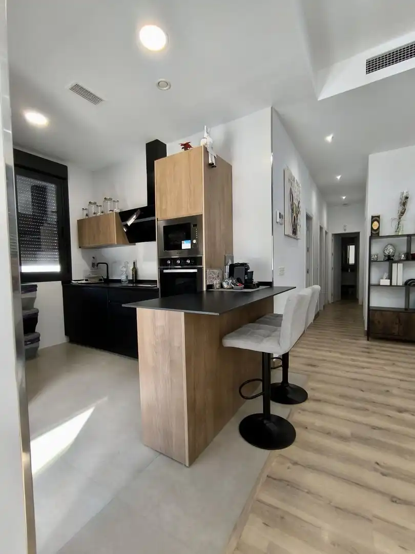 Cocina de Casa o chalet en venta en Umbrete con Aire acondicionado, Parquet y Trastero